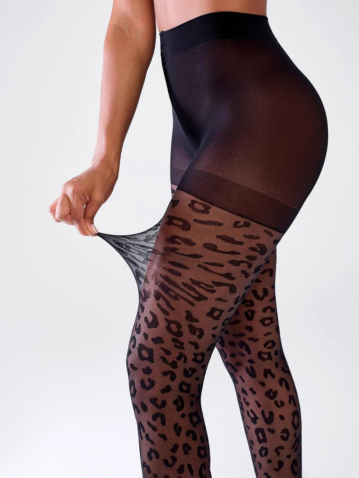 20 Denier Sheer Leopard Pattern Tights