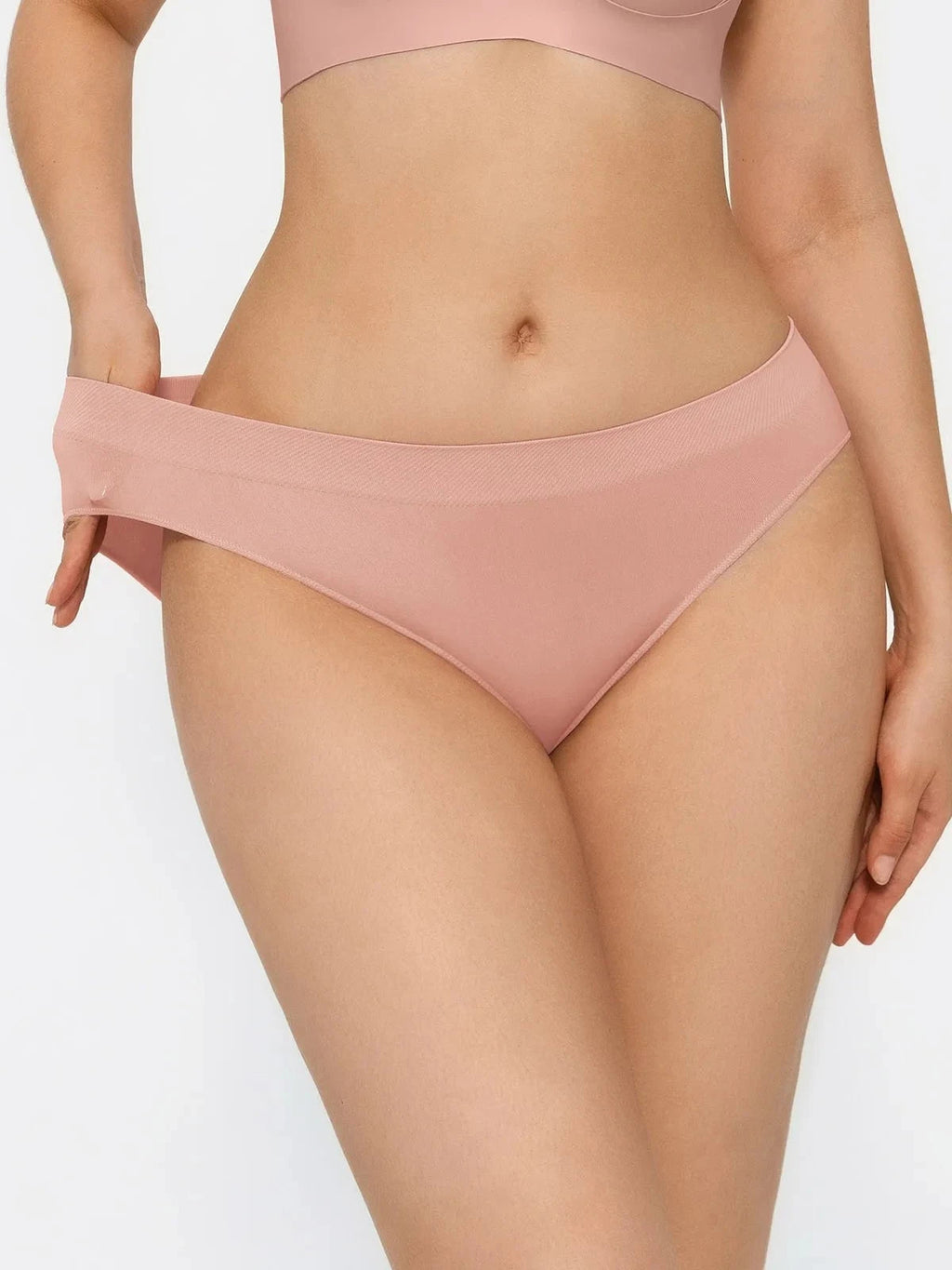 Seamless Solid Stretchy Fit Mid-Rise Brief