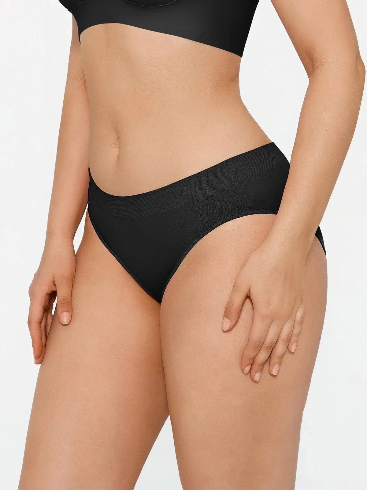 Seamless Solid Stretchy Fit Mid-Rise Brief