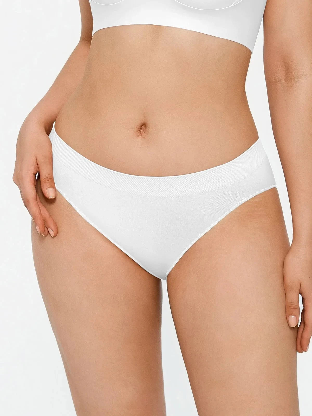 Seamless Solid Stretchy Fit Mid-Rise Brief